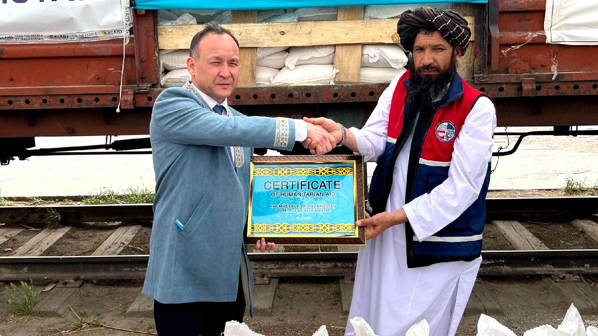 Казахстан и Афганистан: тридцать три года без иллюзий